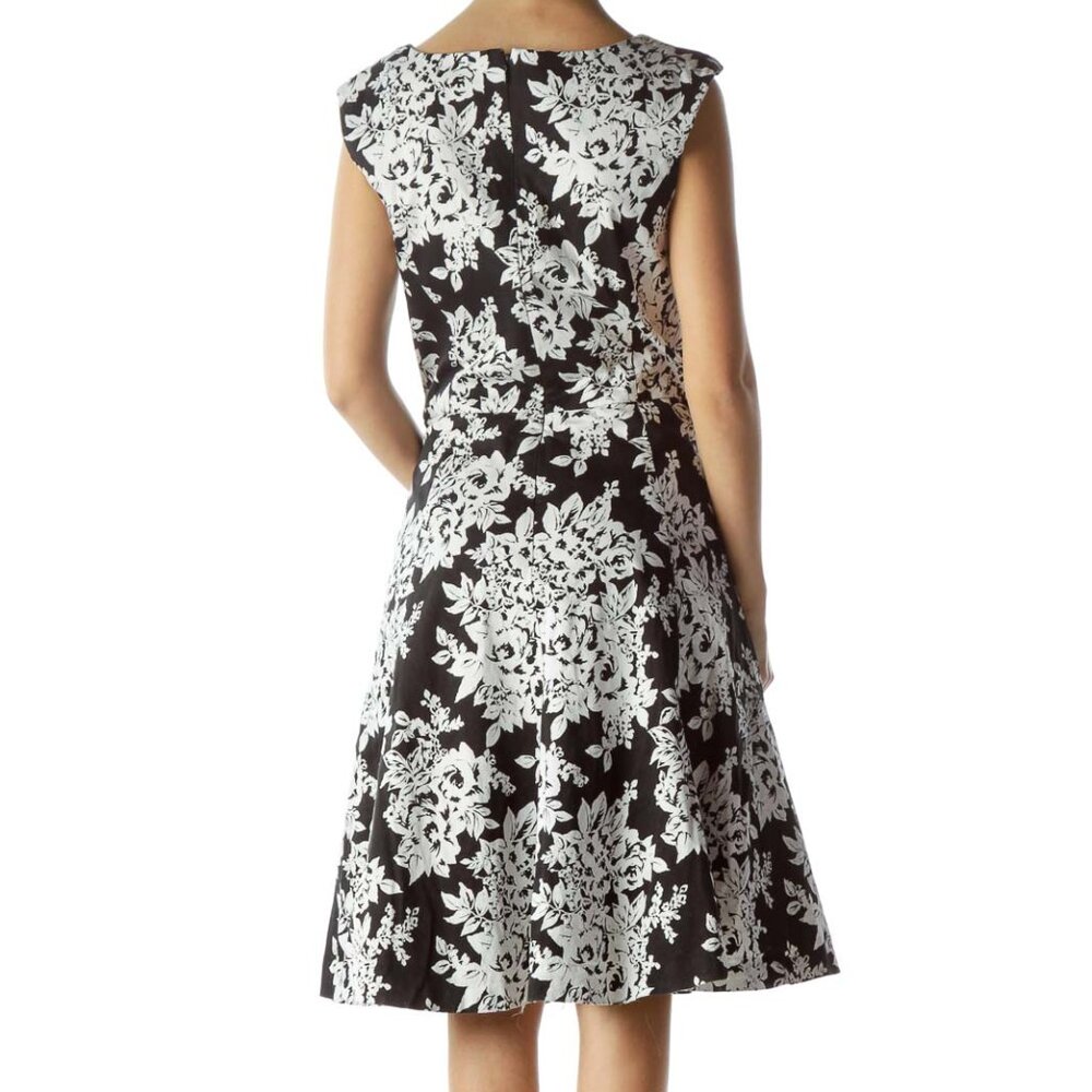 White House Black Market Black and White Floral A-Line Dress - Picture 3 of 3